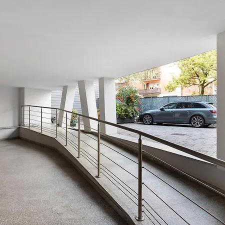 House 71 * Verona