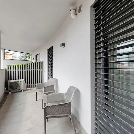 House 71 *