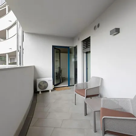 House 71 *