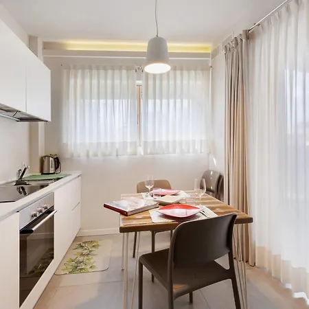 House 71 Verona
