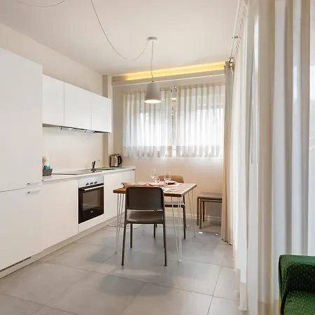 House 71 Verona
